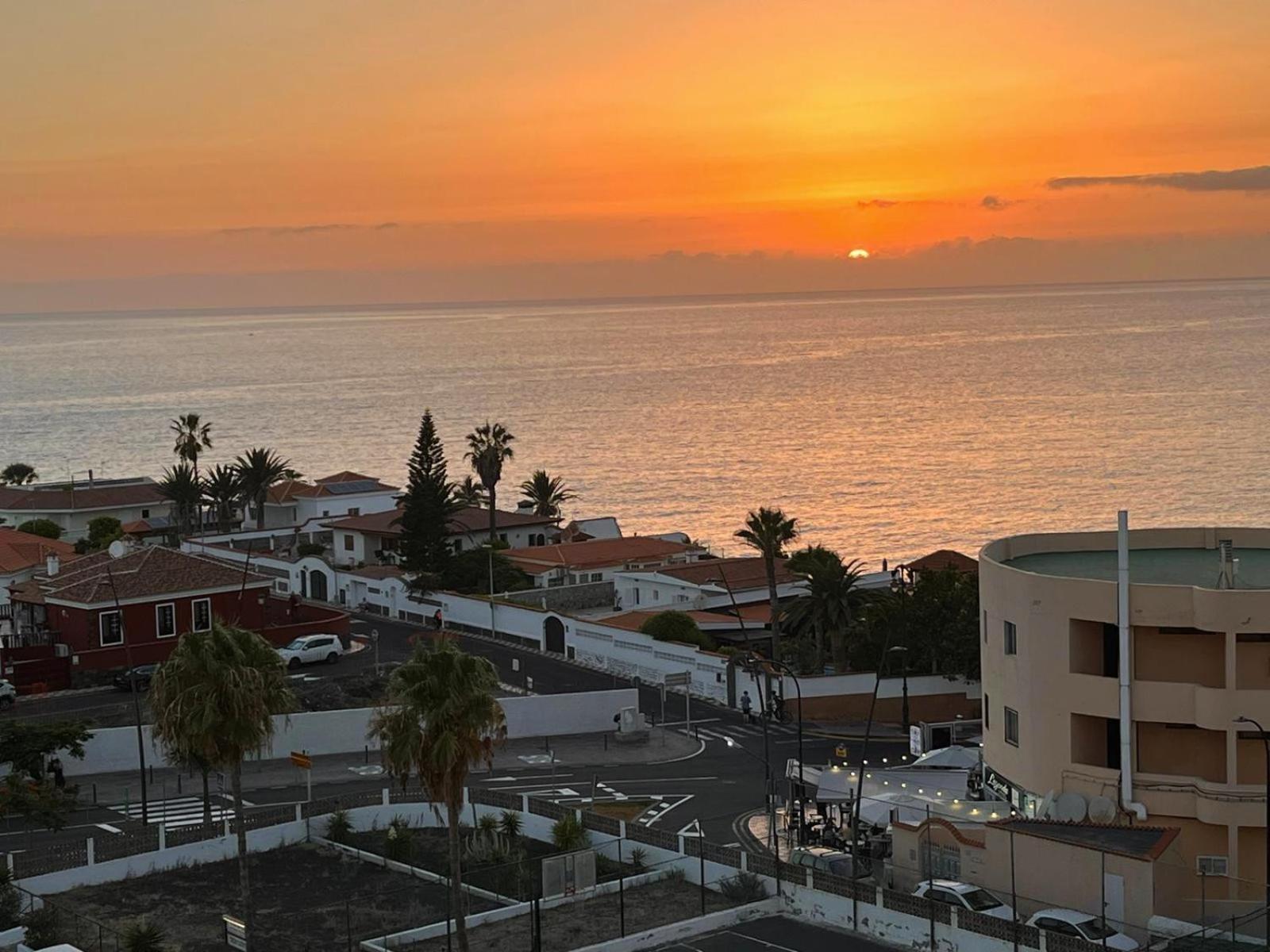 Sunset Arena Beach By Helloapartments Puerto de Santiago  Kültér fotó